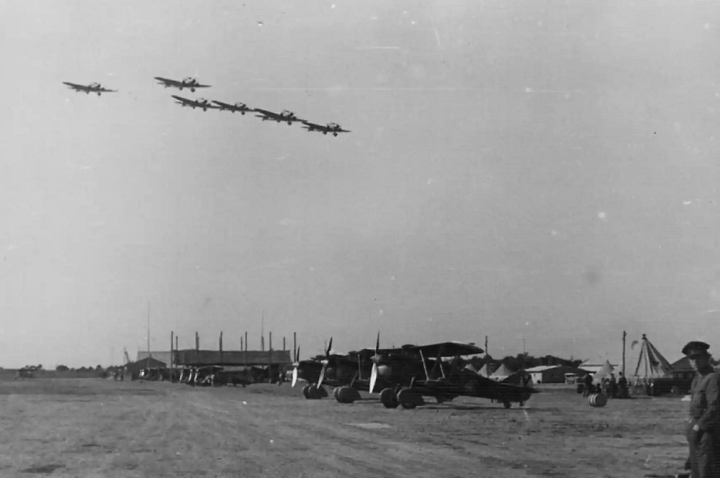 bombardieri Savoia Marchetti 81 nella base di Son Sant Juan 1938